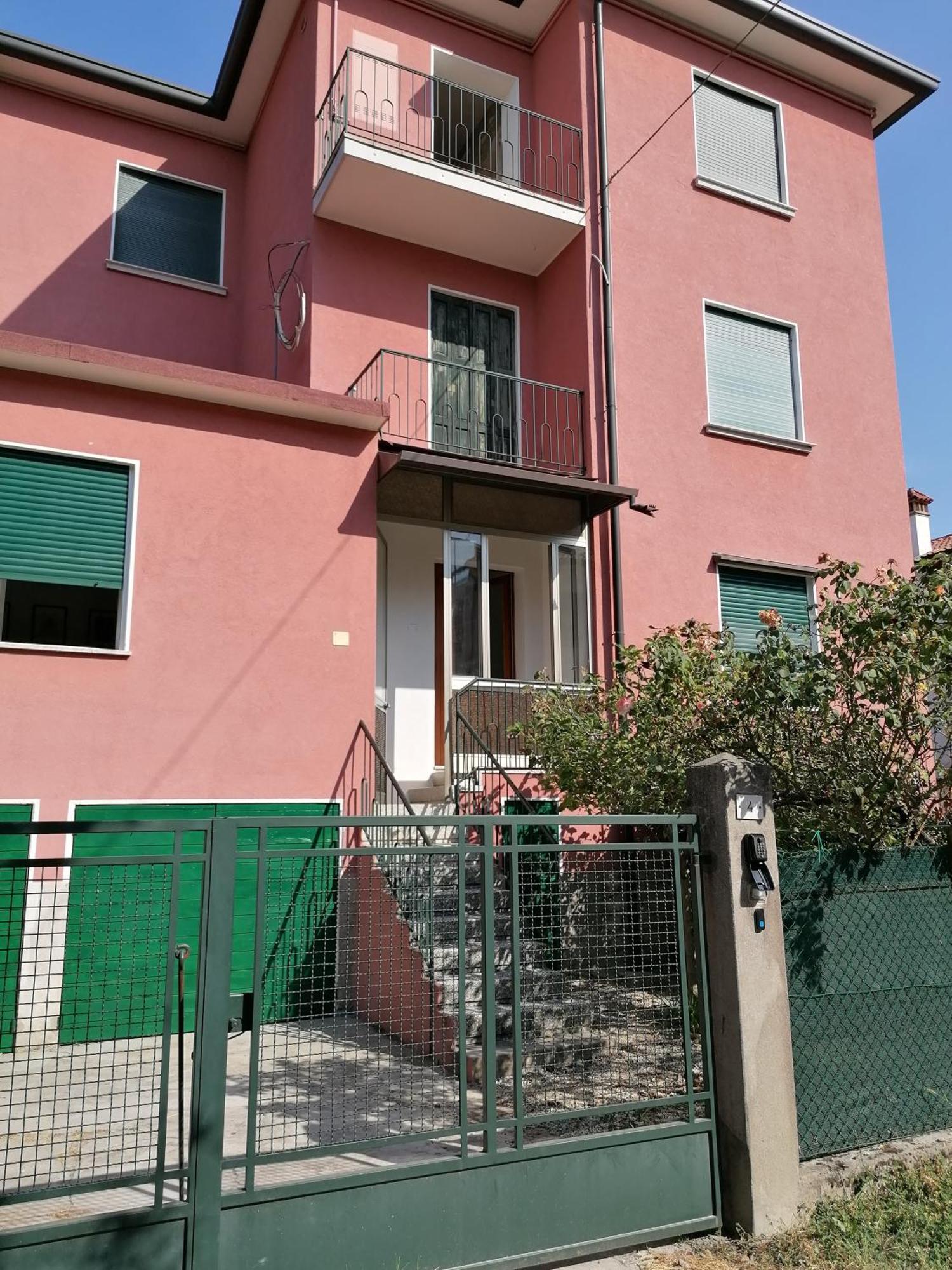 Lungo Sile Apartment Тревизо Екстериор снимка